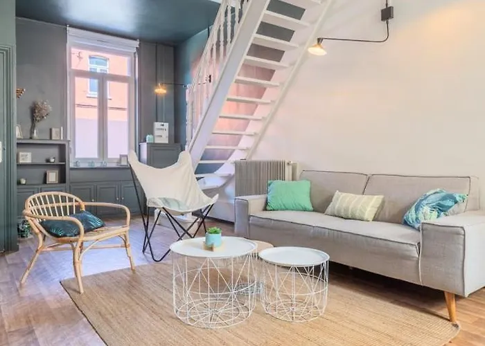 4 Bedroom & 4 Bathroom House Near Parc Barbieux Guest house Roubaix